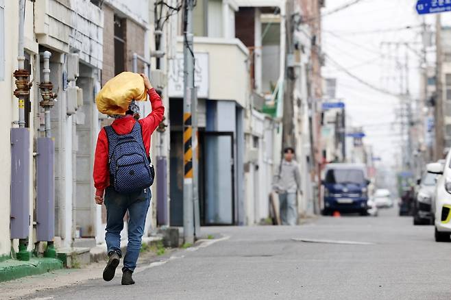 가정의달에도 한산한 광주 남구 월산동 거리 [촬영 정다움]