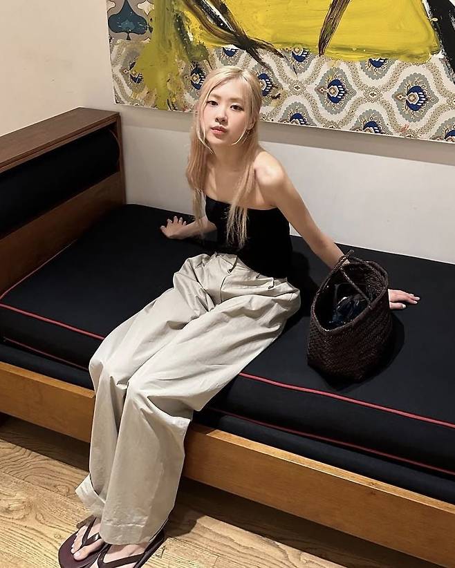 인스타그램 @roses_are_rosie