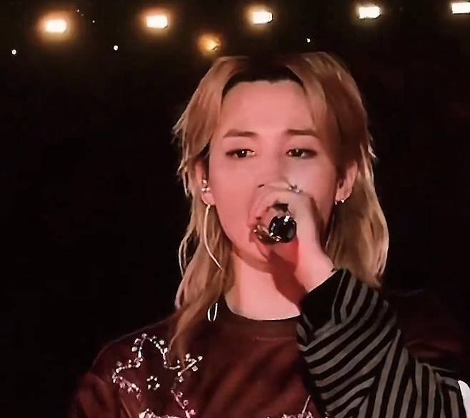 깜짝 복근 공개까지..'본업천재' 방탄소년단 지민, 멕시코시티 달궜다