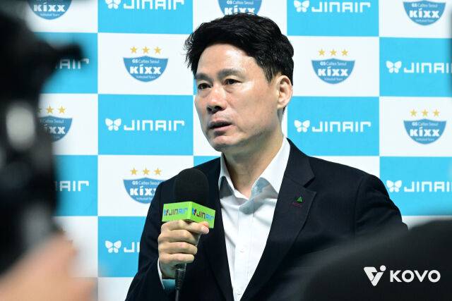 강성형 감독은 메가의 몸 상태에 문제가 없다고 말했다./KOVO