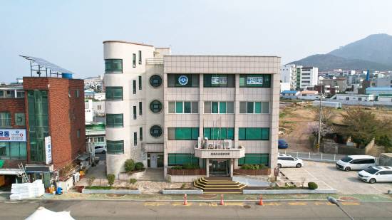 김춘수 유품전시관