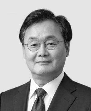 이용준 세종연구소 이사장·前 외교부 북핵대사
