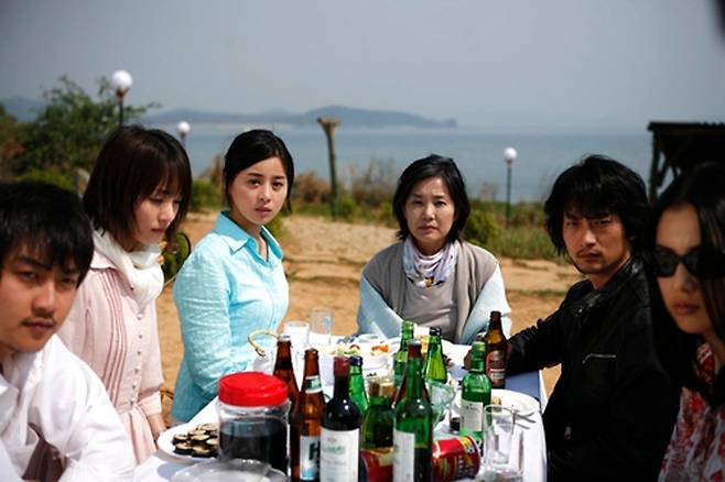 영화 스승의은혜의 한 장면 [네이버영화 캡처. 재판매 및 DB 금지]