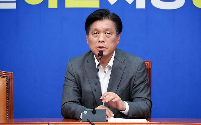 조승래 더불어민주당 총괄선대위원장. 김성룡 기자