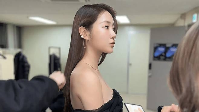 자본의 파도를 지휘하며 주도적인 삶을 설계하는 소유의 방식은 시장의 새로운 모델이 된다. 소유 SNS