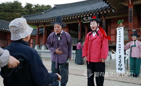 '수원화성행궁 태평성대' 해학과 풍자, 주민배우와 함께한 고궁산책.(사진=김경수 기자/ 2026.5.12)