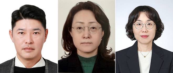 제15회 국립중앙박물관회 학술상 금관상 수상자 왼쪽부터 양석진 국립중앙박물관 학예연구사, 오세연 국립중앙박물관 세계문화부장, 정명희 국립중앙박물관 미래전략담당관 [국립중앙박물관회 제공. 재판매 및 DB 금지]