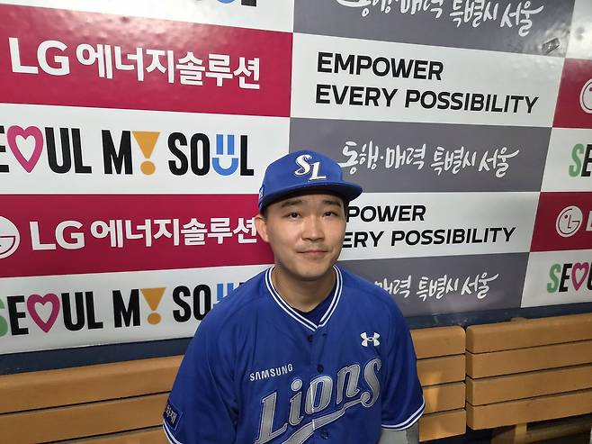 삼성 라이온즈 전병우 (서울=연합뉴스) 김동한 기자 = 12일 서울 잠실구장에서 열린 LG 트윈스와 방문 경기 이후 삼성 라이온즈 전병우가 인터뷰하고 있다. 2026.5.12 moved@yna.co.kr