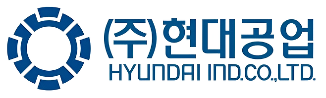 미국 현지 생산 확대 효과로 수익성 개선을 이룬 현대공업의 로고와 회사명이 13일 파란색 배경 위에 표시되어 있다.