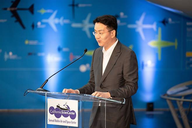 12일(현지시간) 기념사를 하고 있는 조원태 한진그룹 회장. 사진 대한항공