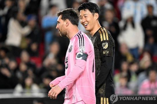 손흥민(오른쪽)과 메시. / 사진=연합뉴스