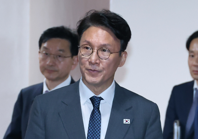 비상경제본부회의 입장하는 김민석 국무총리 [연합뉴스]