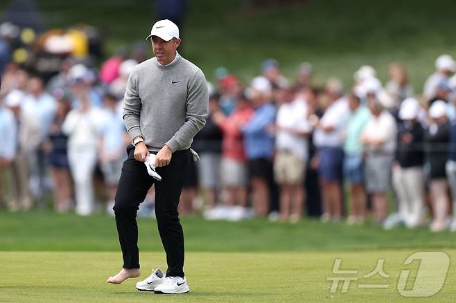 오른쪽 발가락 부상을 털고 PGA 챔피언십에 나서는 로리 매킬로이. ⓒ AFP=뉴스1