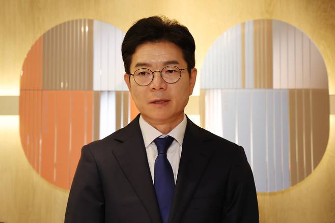 정원오 더불어민주당 서울시장 후보가 14일 서울 중구의 한 카페에서 열린 소상공인과의 간담회에서 발언하고 있다. /뉴스1