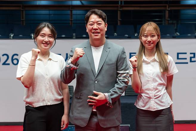 강지은, 강동궁, 최봄이(왼쪽부터) [PBA 제공. 재판매 및 DB 금지]