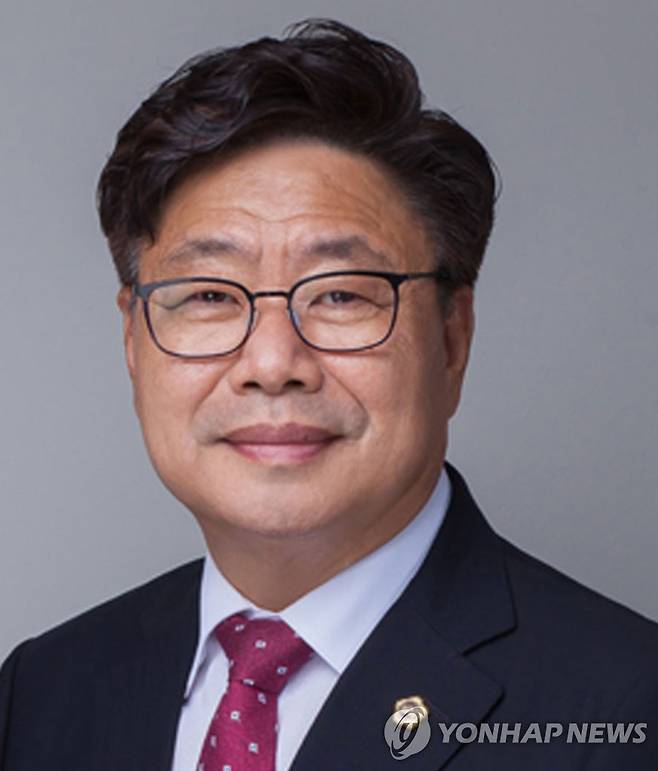 김정일 충청북도의회 의원 [충북도의회홈페이지]
* 인물정보 업데이트 후 현직 변경이 있을 수 있습니다.