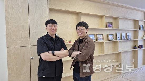 ▲ 손상혁(왼쪽)씨와 차원종씨.