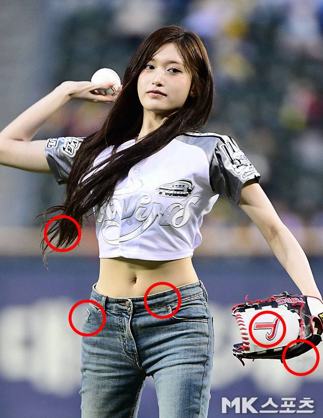 IVE member Seo-yool Lee took the mound as a verser at the 2026 Shinhan SOL KBO League game between the Doosan Bears and LG Twins held at Jamsil Baseball Stadium in Seoul on May 7. On that day, Seo-yool Lee received a great response from the crowd as he took to the mound wearing an LG Twins cropped uniform and denim pants.
