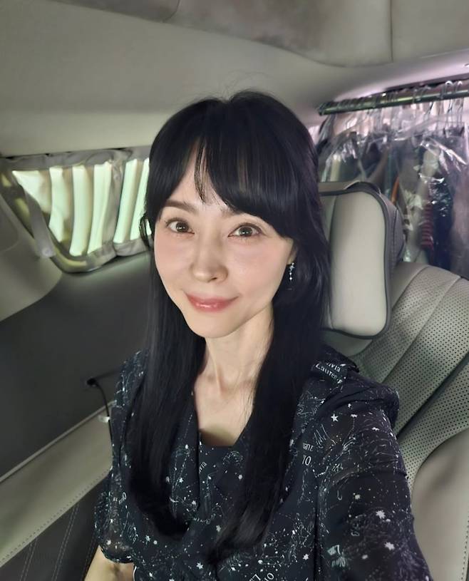 사진 = 우희진 인스타그램