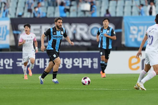 [천안=뉴시스] 천안시티FC와 파주 프런티어FC의 경기모습. (사진=천안시티FC 제공) 2026.05.16 photo@newsis.com *재판매 및 DB 금지