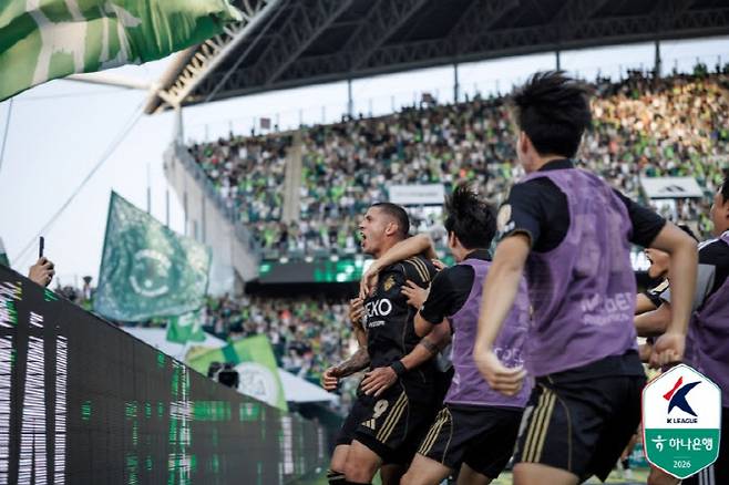 티아고(전북). 사진=한국프로축구연맹
