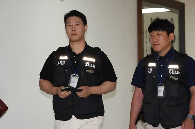2차 사후조정 회의 참석하는 최승호 노조 위원장.(사진=연합뉴스)