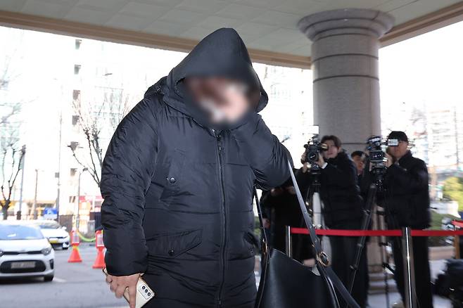 포르쉐 운전자에 약물 건넨 전직 간호조무사 구속심사. 연합뉴스