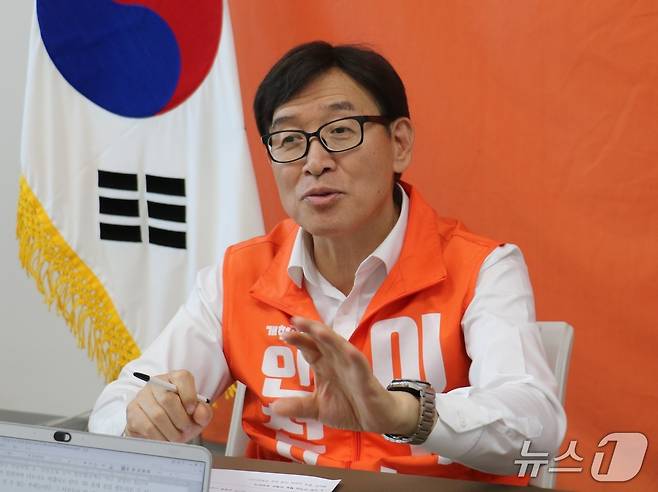 이기붕 개혁신당 인천시장 후보가 지난 18일 뉴스1과 인터뷰하고 있다. / 뉴스1 ⓒ News1