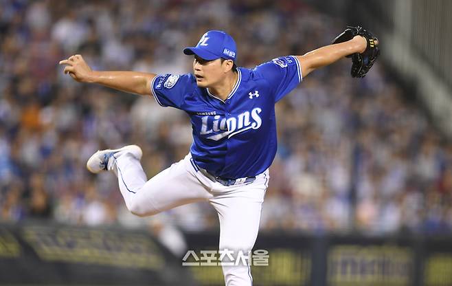 삼성 투수 오승환이 2일 서울 잠실구장에서 열린 2025 KBO리그 두산과 경기 8회 역투하고 있다. 잠실 | 최승섭기자 thunder@sportsseoul.com