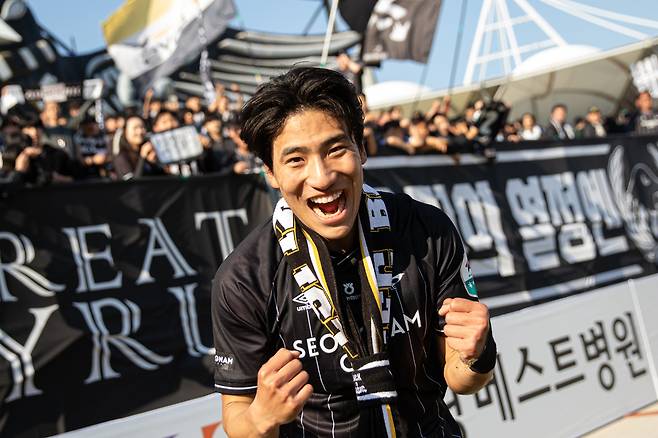 프로축구 K리그2 성남FC의 황석기가 K리그 4월 '영 플레이어 오브 더 먼스'에 이름을 올렸다.