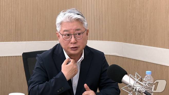 조응천 개혁신당 경기도지사 후보가 질문에 답하고 있다. 2026.5.20./뉴스1