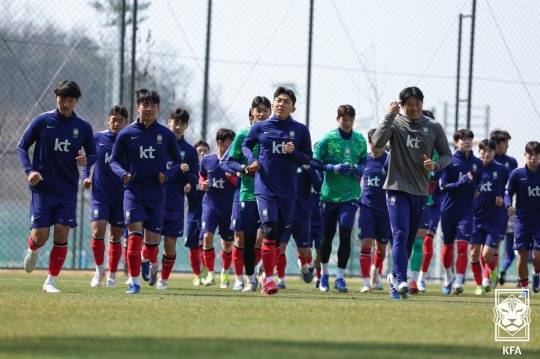 훈련하는 U-23 축구 대표팀. / 사진=연합뉴스