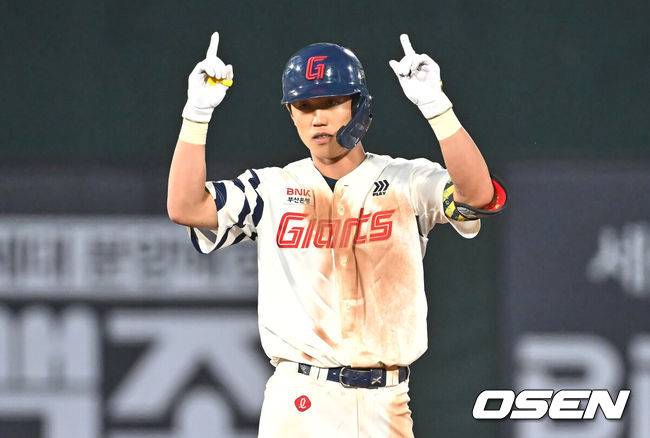 [OSEN=부산, 이석우 기자] 롯데 자이언츠 전민재/ foto0307@osen.co.kr