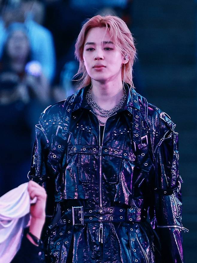 "once you JIM-IN you can't JIM-OUT" 방탄소년단 지민, 2016년 '피땀눈물' 2026년 재현한 영원한 '입덕요정'