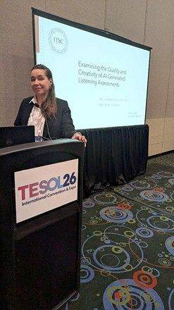 ITSC 그룹 Dr. Janna Schaeffer 선임 연구원이 TESOL 2026 국제 컨벤션에서 AI 기반 언어 평가 연구 결과를 발표하고 있다. [사진 ITSC 그룹]