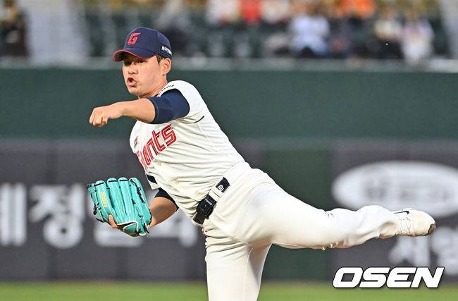 [OSEN=부산, 이석우 기자] 롯데 자이언츠 김진욱 146 2026.04.28 / foto0307@osen.co.kr