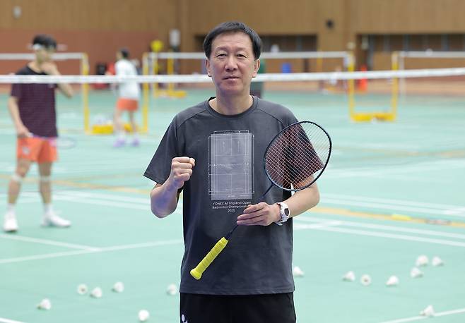 연합뉴스와 인터뷰하는 박주봉 감독 (진천=연합뉴스) 류영석 기자 = 배드민턴 국가대표팀 박주봉 감독이 충북 진천선수촌에서 연합뉴스와 인터뷰를 하고 있다. 2026.5.22
ondol@yna.co.kr