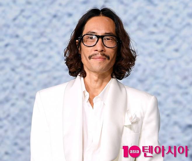 배우 류승범이 버스전용차로를 불법적으로 주행한 것으로 확인됐다. / 사진=텐아시아DB