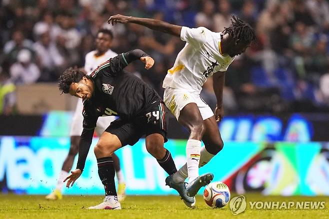 멕시코와 가나의 경기 장면. [AP=연합뉴스]