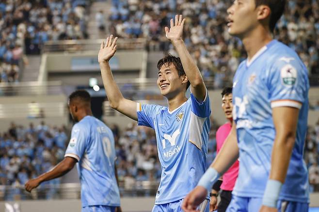 대구FC 박기현이 골을 넣은 뒤 세레머니를 하고 있다. /대구FC 제공