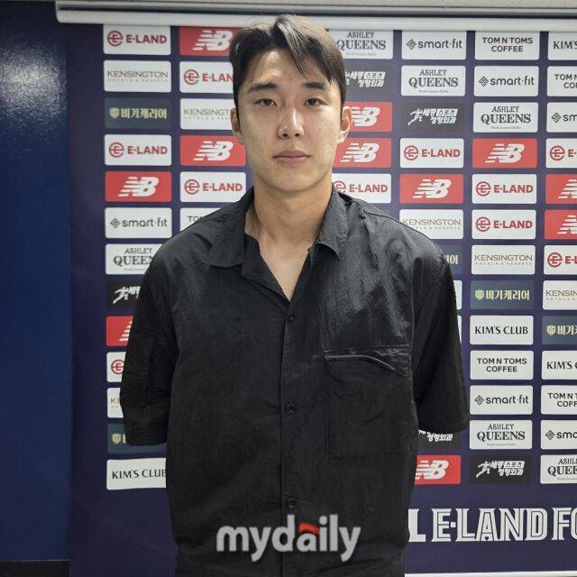 서울 이랜드가 24일 목동종합운동장에서 열린 성남FC와의 13라운드 홈 경기에서 3-1로 승리했다. 경기 후 믹스트존 인터뷰에 임한 서울 이랜드 박재용./목동종합운동장=노찬혁 기자