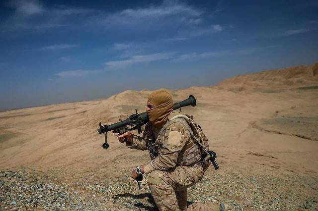 이란 수도 테헤란 인근에서 진행된 군사훈련 중 이란 이슬람혁명수비대(IRGC) 대원들의 모습. [사진=EPA·연합뉴스]