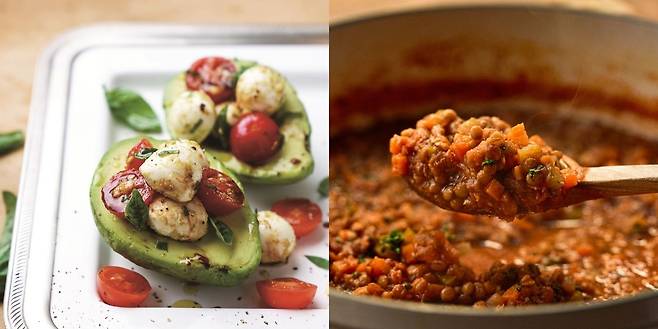 토마토 아보카도 샐러드(왼쪽), 토마토 렌틸콩 수프 [우리의 식탁 제공]