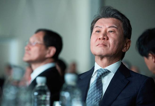 ▲ 정몽규 HDC그룹 회장이 18일 서울 용산구 드래곤시티에서 열린 HDC그룹 창립 50주년 기념식에 참석해 있다 [연합뉴스]&nbsp;