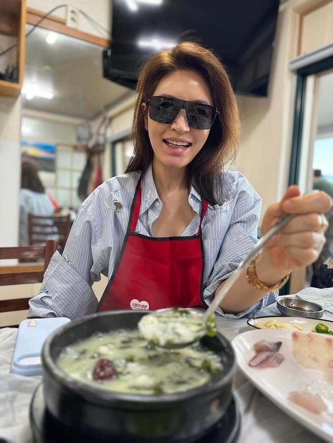 사진 =김혜수 인스타그램