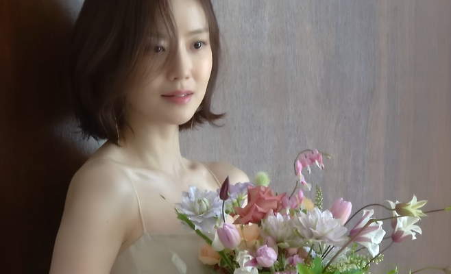 유튜브 ‘문채원’ 캡처.