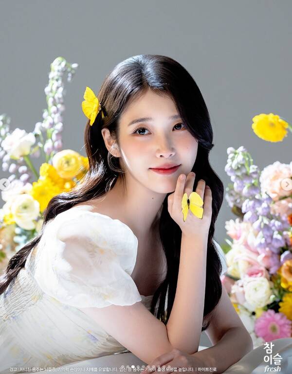 ▲ 광고 촬영에 임하는 아이유 모습.&nbsp; &nbsp;출처 l 참이슬 SNS