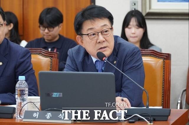 허종식 더불어민주당 의원. /더팩트 DB