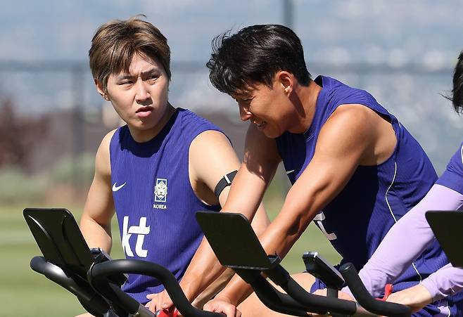 대한민국 축구대표팀 손흥민, 이강인이 1일(현지시간) 미국 유타주 헤리먼에 위치한 자이언스뱅크 트레이닝센터에서 훈련을 하고 있다. 2026.6.2 뉴스1