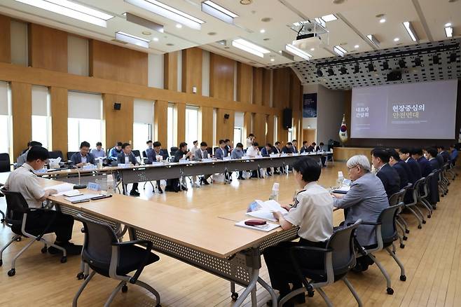 강원소방, 화재 예방 대책 회의 [강원특별자치도소방본부 제공. 재판매 및 DB 금지]